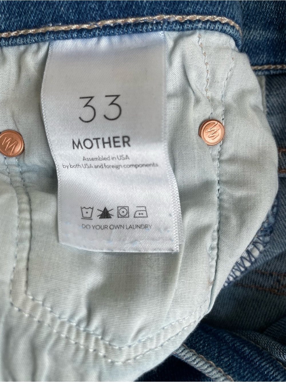 MOTHER The Weekender Fray A Groovy Kind of Love Denim Jeans Size 33 - Picture 4 of 6